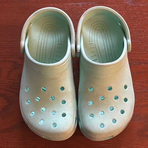 CROCS Shoes - Crocs- mint green - size 9 women and 7 men